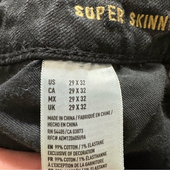 American Eagle Jeans - Active Flex - Size 29x32 - Picture 6 of 6